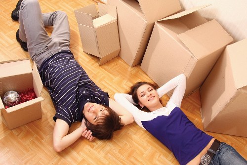 Storage unit collection and delivery service in Andstorage